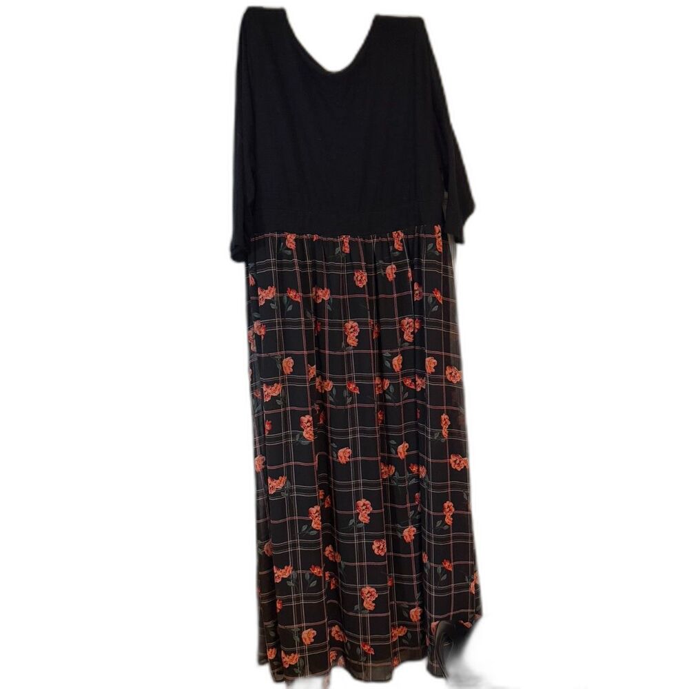 Torrid Maxi Dress Black/Floral - Size 3
